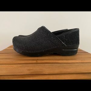 DANSKO, size 39 Limited Edition color